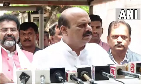 ஜெகதீஷ் ஷெட்டாரை பயன்படுத்தி விட்டு, தூக்கி எறிந்து விடுவார்கள்: பசவராஜ் பொம்மை