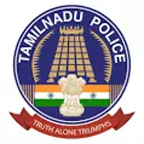 பாப்பாரப்பட்டி போலீஸ் நிலையத்தில்பாதுகாப்பு கேட்டு காதல் ஜோடி தஞ்சம்