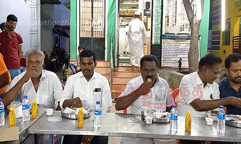 இப்தார் நோன்பு திறப்பு நிகழ்ச்சி