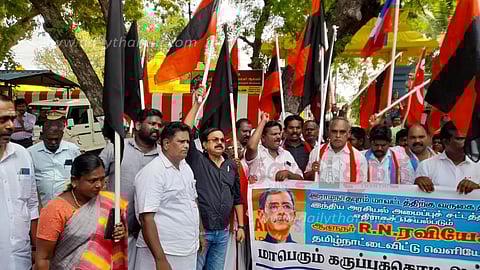 கருப்புக்கொடி காட்ட முயன்ற 60 பேர் கைது