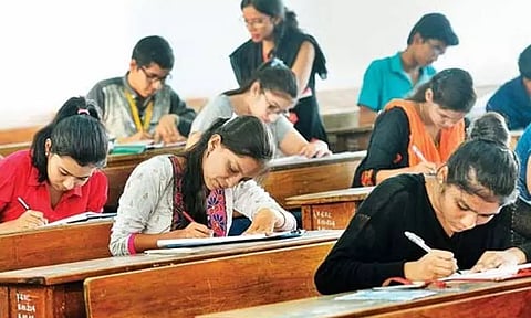 நீட் நுழைவுத் தேர்வுக்கு 20 லட்சத்திற்கும் அதிகமானோர் விண்ணப்பம்