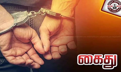 சுங்குவார்சத்திரம் அருகே வீடு கட்ட போலி பணி ஆணை வழங்கிய 2 பேர் கைது