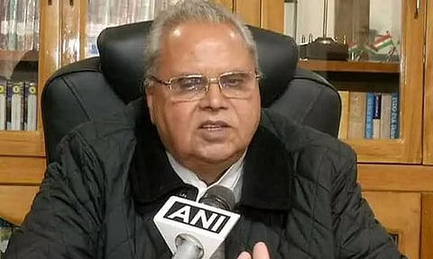 புல்வாமா தாக்குதல் விவகாரத்தில் பிரதமரை விமர்சித்த காஷ்மீர் முன்னாள் கவர்னருக்கு சி.பி.ஐ. சம்மன்