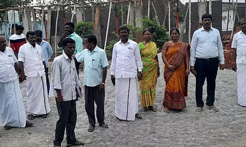 எஸ்.ஒகையூரில் வளர்ச்சி திட்ட பணிகளை அதிகாரிகள் ஆய்வு