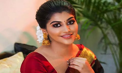 டுவிட்டரில் இருந்து விலகிய யாஷிகா