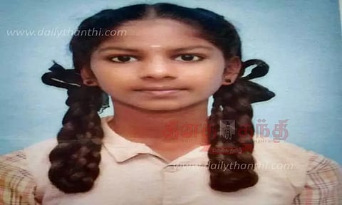திறனாய்வு தேர்வில் மாணவி வெற்றி