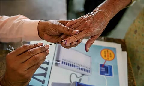 கர்நாடக தேர்தல்: இறுதி வேட்பாளர் பட்டியல் இன்று வெளியீடு