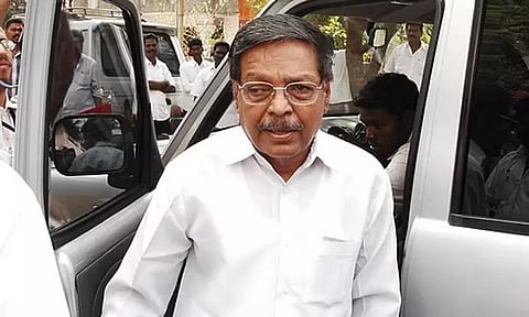 திருச்சி மாநாட்டில் சசிகலா, தினகரன் பங்கேற்பு? - பண்ருட்டி ராமச்சந்திரன் பேட்டி