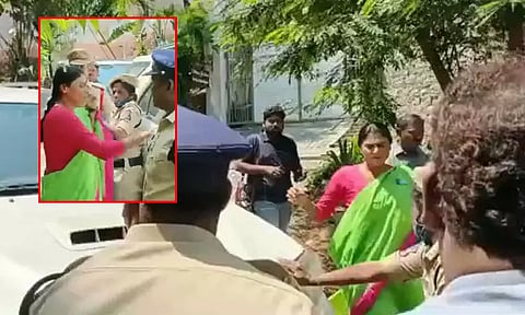 தெலுங்கானா: போலீசாரை தாக்கிய ஆந்திர முதல்-மந்திரியின் சகோதரி ஒய்.எஸ். சர்மிளாவுக்கு 14 நாள் போலீஸ் காவல்