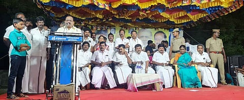 1,000 பேருக்கு நலத்திட்ட உதவிகள்