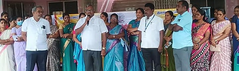 பிளஸ்-1, பிளஸ்-2 விடைத்தாள் திருத்தும் மையத்தில் ஆசிரியர்கள் வாயிற்கூட்டம்