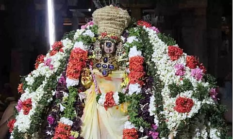 ஸ்ரீரங்கம் ரெங்கநாதர் கோவிலில் நம்பெருமாள் கோடை திருநாள் தொடக்கம்