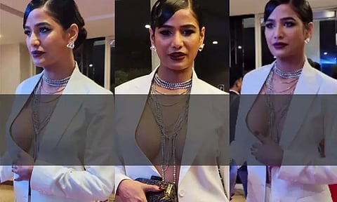 விருது விழாவில் உள்ளாடை இல்லை ஓபனா....க வந்த பிரபல நடிகை...! ரசிகர்கள் அதிர்ச்சி...!