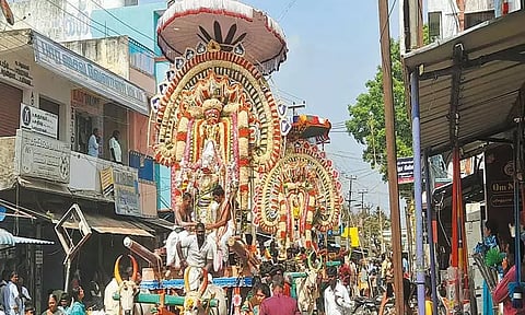 திருக்கழுக்குன்றம் வேதகிரீஸ்வரர் கோவிலில் 63 நாயன்மார்கள் வீதியுலா