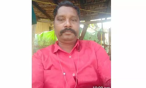 லால்குடி போலீஸ் நிலையம் முன்பு தீக்குளித்த சிறைக்காவலர் சாவு