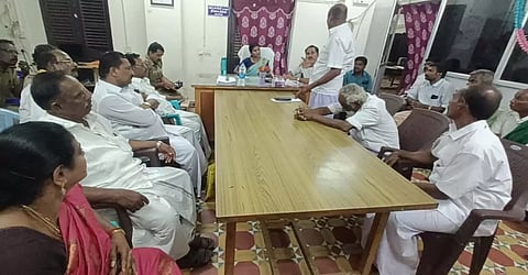 முத்துமாரியம்மன் கோவில் திருவிழா நடத்துவது குறித்து சமாதான கூட்டம்
