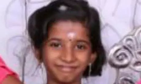 15 வயது சிறுவன் ஓட்டிய கார் மோதி சிறுமி பலி