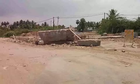 நொய்யல் பகுதியில் பாலங்கள் கட்டும் பணி விரைந்து முடிக்கப்படுமா?