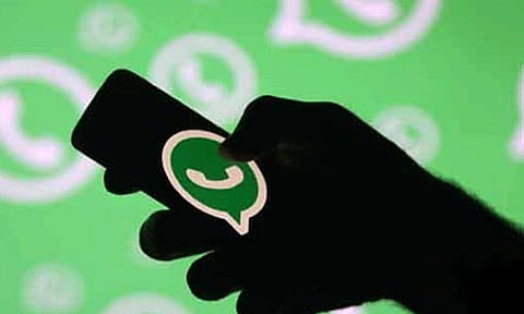 வாடிக்கையாளர்கள் புகார்: ஒரே மாதத்தில் 4.7 லட்சம் வாட்ஸ்-அப் கணக்குகள் நீக்கம்