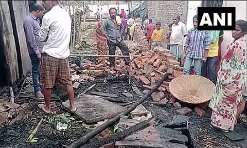 பீகாரில் குடிசைப்பகுதியில் தீ விபத்து - 4 பேர் உயிரிழப்பு