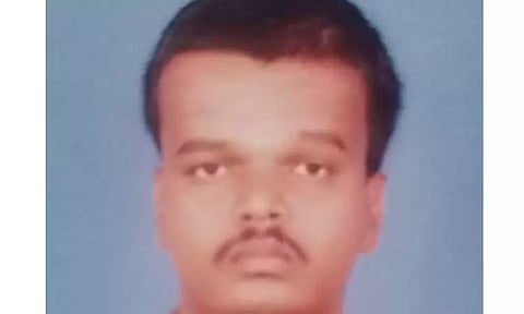 சின்னசேலத்தில் ரெயில் மோதி வாலிபர் சாவு