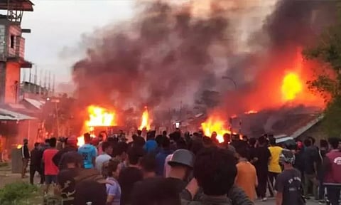 மணிப்பூர் வன்முறை: ராணுவம் குவிப்பு; 8 மாவட்டங்களில் ஊரடங்கு உத்தரவு, பிரதமர் மோடியிடம் உதவி கோரும் மேரி கோம்