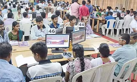 பொறியியல் மாணவர் சேர்க்கைக்கு நாளை முதல் விண்ணப்பிக்கலாம் என அறிவிப்பு..!