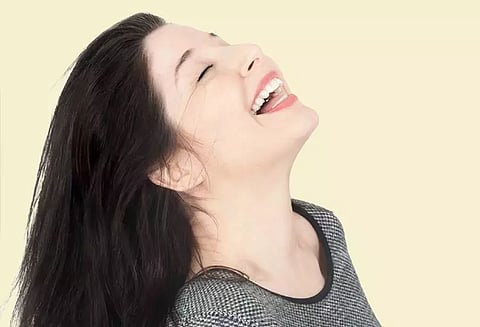 சிரிப்பினால் மேம்படும் ஆரோக்கியம்