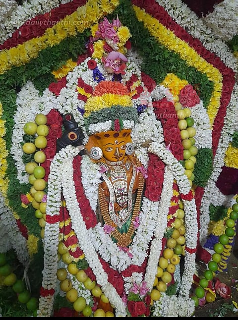 சாமுண்டீஸ்வரி அம்மன் கோவிலில் சித்ரா பவுர்ணமி விழா