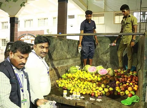 ரசாயன கற்கள் மூலம் பழுக்க வைக்கப்பட்ட1 டன் மாம்பழங்கள் பறிமுதல்உணவு பாதுகாப்புத்துறை அதிகாரிகள் நடவடிக்கை