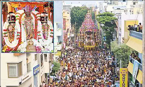 திருவல்லிக்கேணி பார்த்தசாரதி கோவிலில் சித்திரை தேரோட்டம்