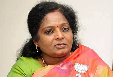 சுப்ரீம்கோர்ட்டு தீர்ப்பு அனைத்து யூனியன் பிரதேசத்துக்கும் பொருந்தாது- கவர்னர் தமிழிசை சவுந்தரராஜன்