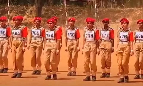 அக்னி வீரர்களுக்கு ரெயில்வேயில் அலுவலர் அல்லாத பணியிடங்களில் இட ஒதுக்கீடு - இந்திய ரெயில்வே முடிவு