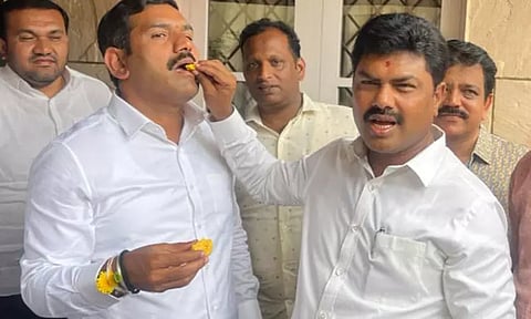 கர்நாடகா தேர்தல் : முக்கிய தலைவர்களின் வாரிசுகளின் வெற்றி-தோல்வி...!