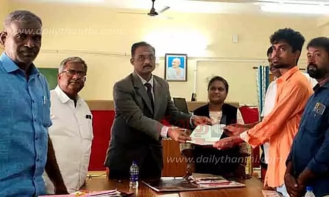 தேசிய மக்கள் நீதிமன்றம் மூலம் 1,583 வழக்குகளுக்கு சமரச தீர்வு