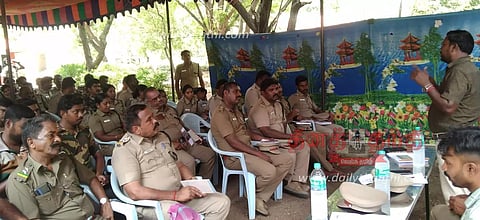 அந்தியூரில் வனத்துறையினருக்கு யானைகள் கணக்கெடுக்கும் பயிற்சி