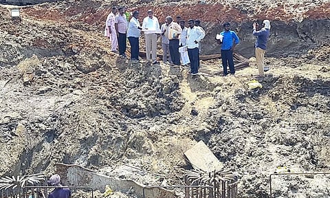 பரவனாற்றின் குறுக்கே உயர்மட்ட மேம்பாலம்