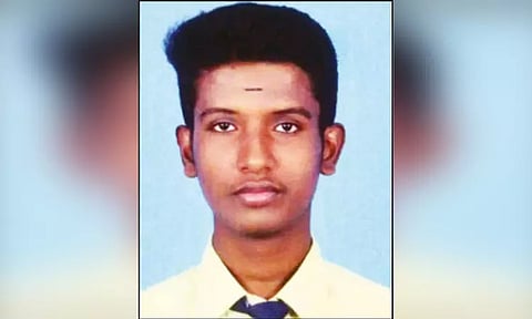 'நீட்' தேர்வு எழுதிய மாணவர் தூக்குப்போட்டு தற்கொலை... குறைவான மதிப்பெண் கிடைத்து விடுமோ என்ற பயத்தில் விபரீதம்