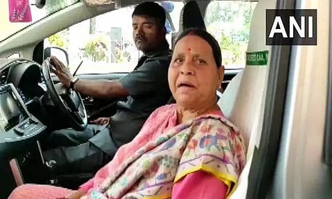 வேலைக்காக நிலம் பெற்ற வழக்கு; ராப்ரி தேவியிடம் அமலாக்க துறை இரண்டரை மணிநேரம் விசாரணை