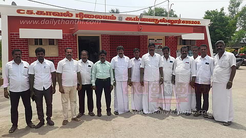 கம்பைநல்லூரில்டாஸ்மாக் கடையை இடமாற்றம் செய்ய எதிர்ப்பு பா.ம.க.வினர் போலீசில் புகார் மனு