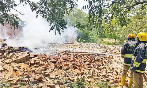 சிவகாசி அருகே பட்டாசு ஆலையில் பயங்கர வெடி விபத்து: பெண் உள்பட 3 பேர் பலி