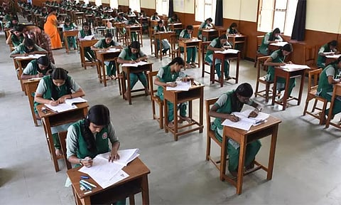 10-ம் வகுப்பு துணைத்தேர்வுக்கு வரும் 23-ம் தேதி முதல் விண்ணப்பிக்கலாம்..!