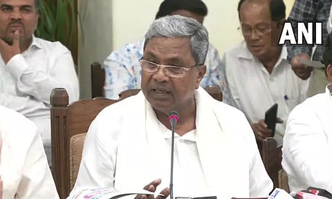 5 உத்தரவாதங்கள்... ஒரு வாரத்தில் மந்திரி சபையை கூட்டி நிறைவேற்றப்படும்; முதல்-மந்திரி சித்தராமையா புதிய அறிவிப்பு