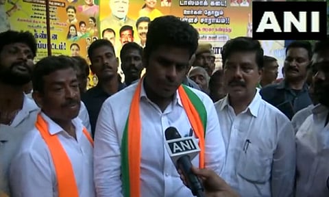 சித்தராமையாவும், சிவக்குமாரும் 2024-ம் ஆண்டுக்குள் மோதி கொள்வது 100% நிச்சயம்; அண்ணாமலை பேச்சு