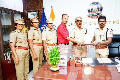 துப்பாக்கி சுடும் பயிற்சி சிறப்பாக மேற்கொண்ட போலீசாருக்கு பாராட்டு சான்றிதழ்