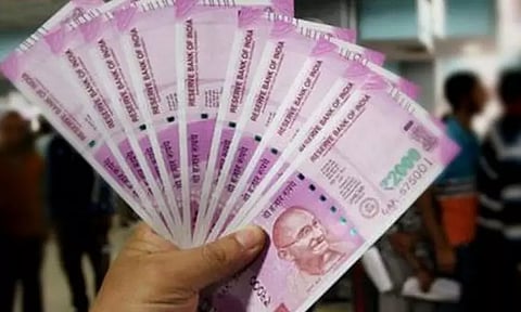 2,000 ரூபாய் நோட்டுகளை நாளை முதல் வங்கிகளில் மாற்றிக்கொள்ளலாம் - ரிசர்வ் வங்கி கவர்னர்