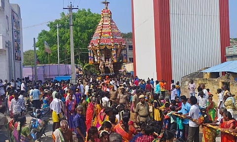 ரங்கநாத பெருமாள் கோவில் தேரோட்டம்