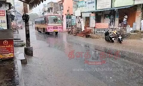 கடையநல்லூர் பகுதியில் பலத்த மழை