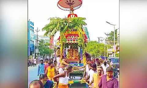 காஞ்சீபுரம் வைகுண்ட பெருமாள் கோவில் தேர் திருவிழா