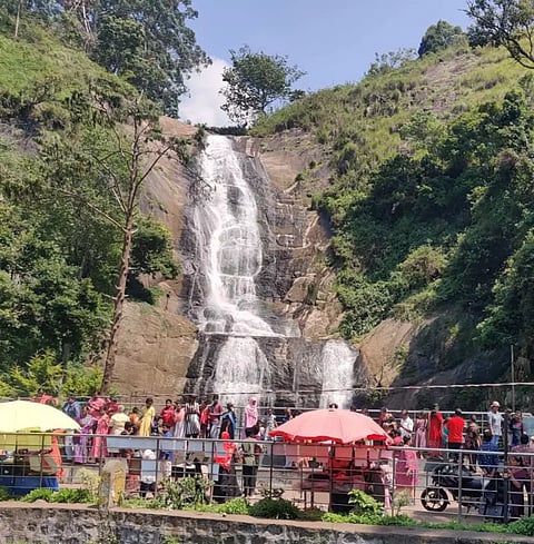 கொடைக்கானலில் பலத்த மழை
